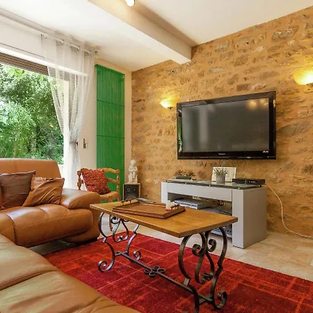 Holiday home Large With Private Garden *