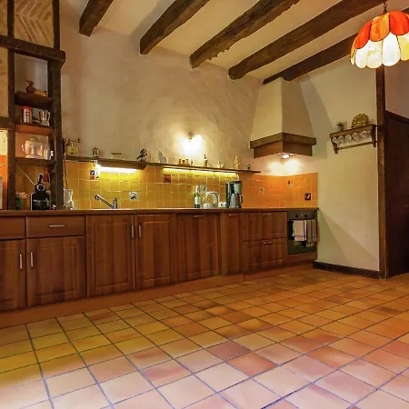 Large With Private Garden Casa de Férias Nantheuil