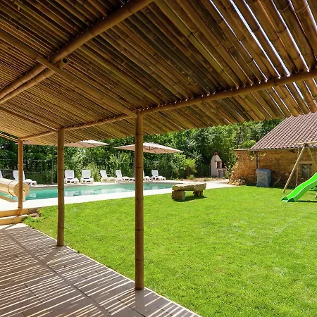 Large With Private Garden * Nantheuil