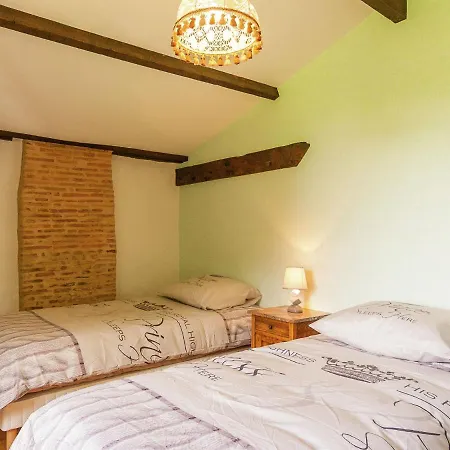 Large With Private Garden Holiday home Nantheuil