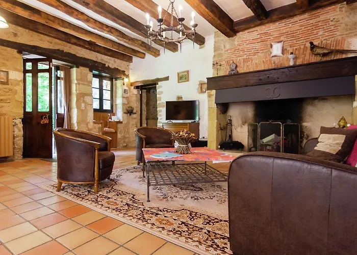 Large With Private Garden Σπίτι διακοπών *